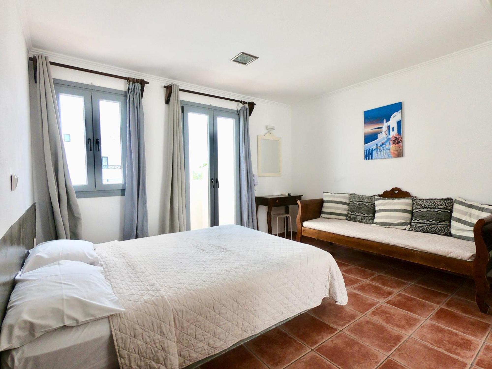Anny Studios & Rooms Perissa Beach Экстерьер фото