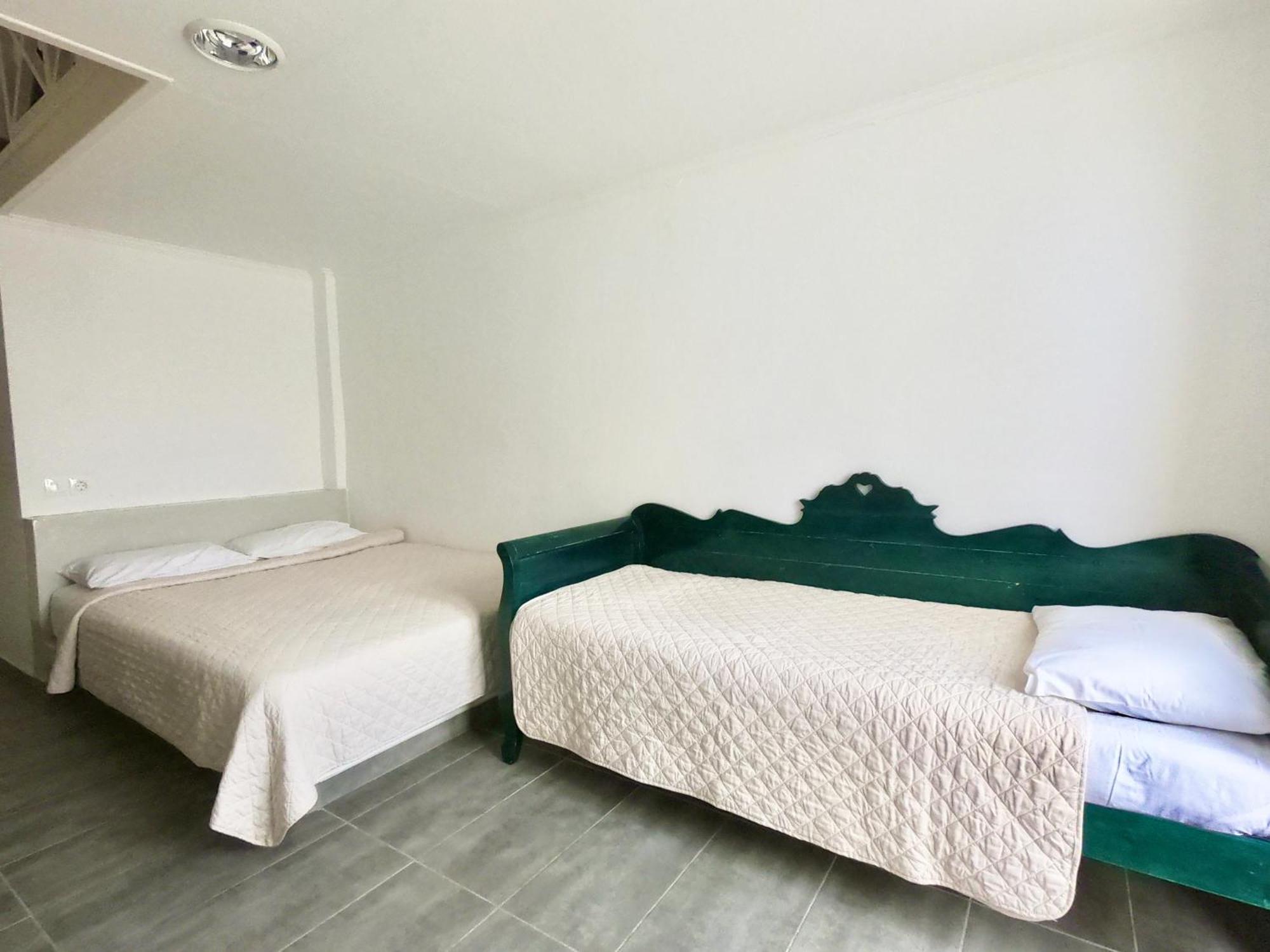 Anny Studios & Rooms Perissa Beach Экстерьер фото