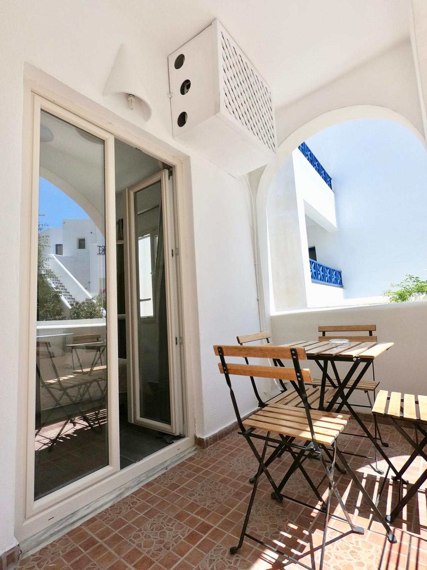 Anny Studios & Rooms Perissa Beach Экстерьер фото