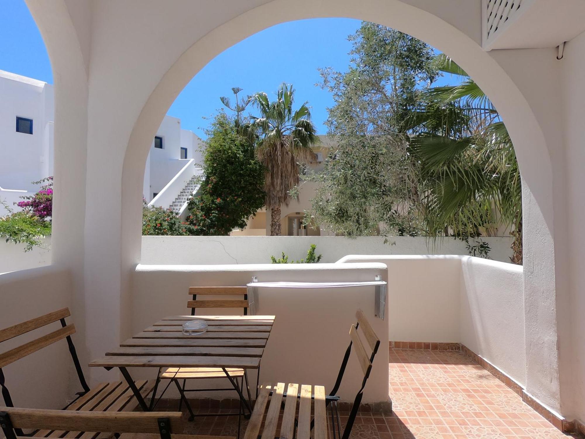 Anny Studios & Rooms Perissa Beach Экстерьер фото
