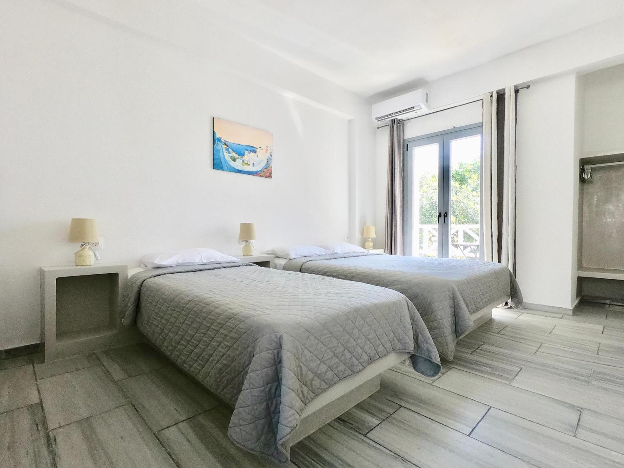 Anny Studios & Rooms Perissa Beach Экстерьер фото