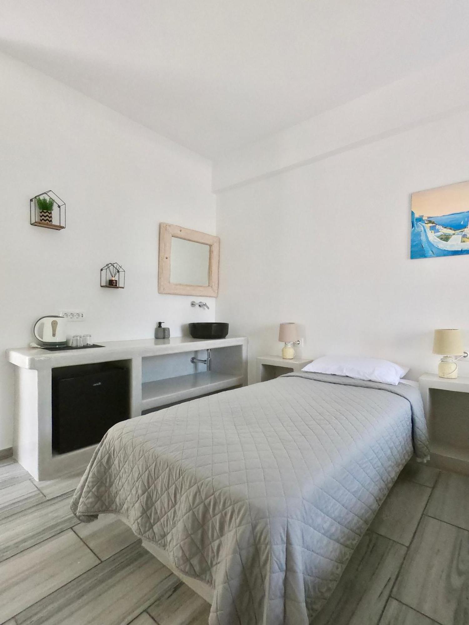 Anny Studios & Rooms Perissa Beach Экстерьер фото